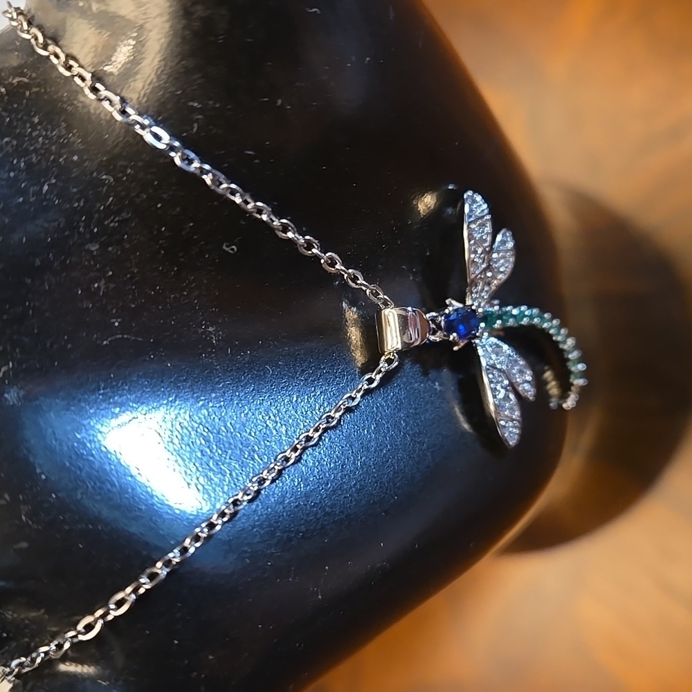 S925 Sterling Silver Dragonfly Pendant Artificially Synthesized Zirconia - Picture 8 of 10